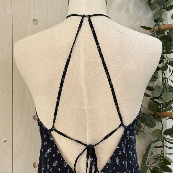 LULU’S Handkerchief Halter Maxi Dress Size Large Blue Paisley Print Open Back - Picture 5 of 11